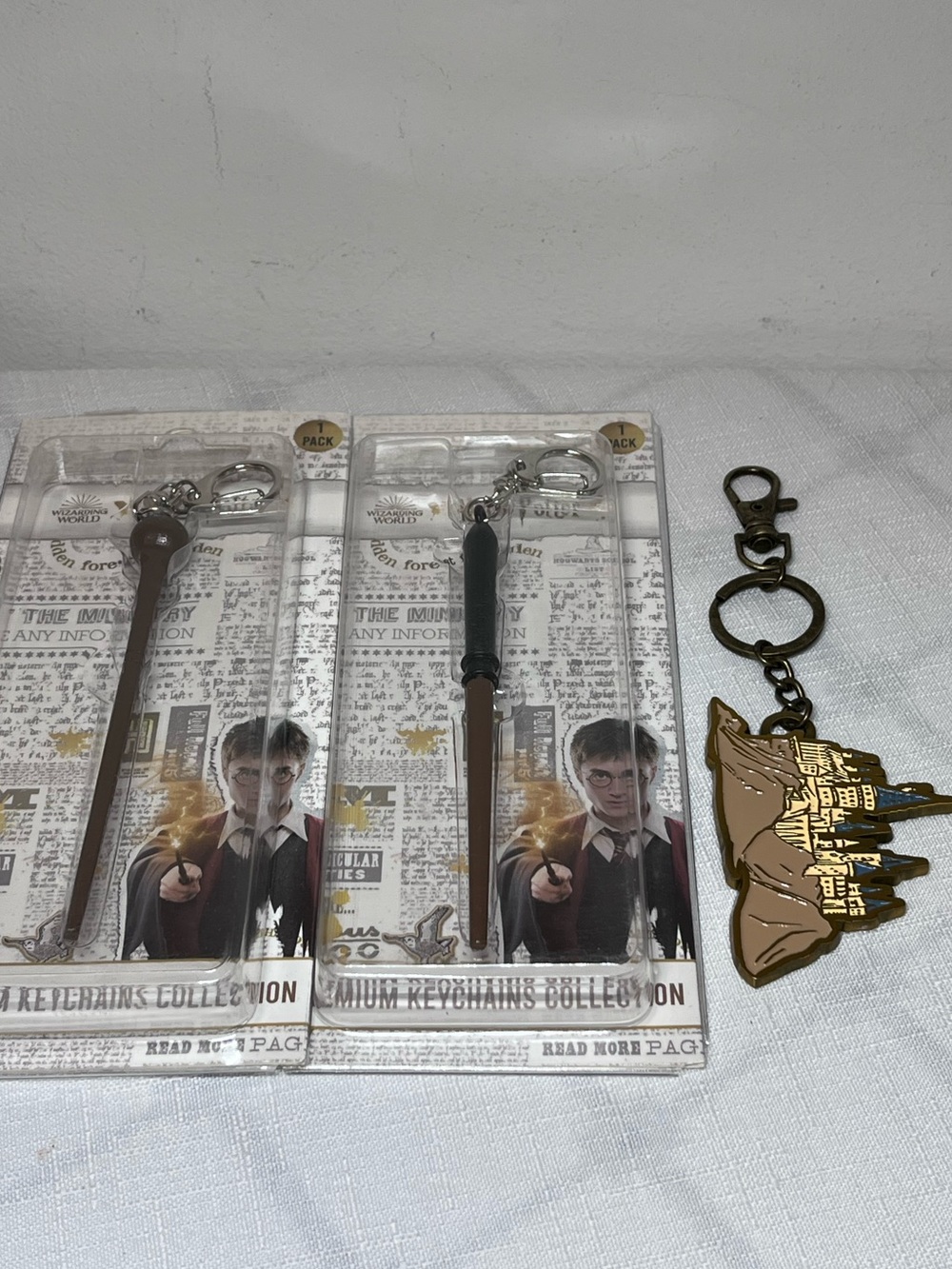 Wizard Wand Harry Potter Keychains
New
Set of three
